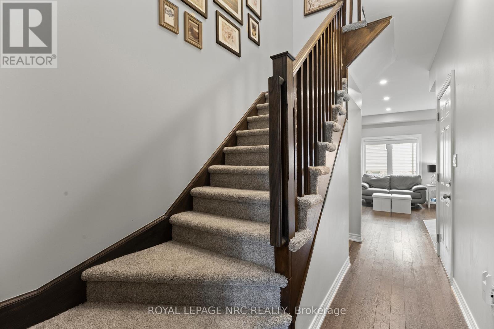 15 - 377 Glancaster Road, Hamilton, Ontario  L9G 0G4 - Photo 5 - X12426465