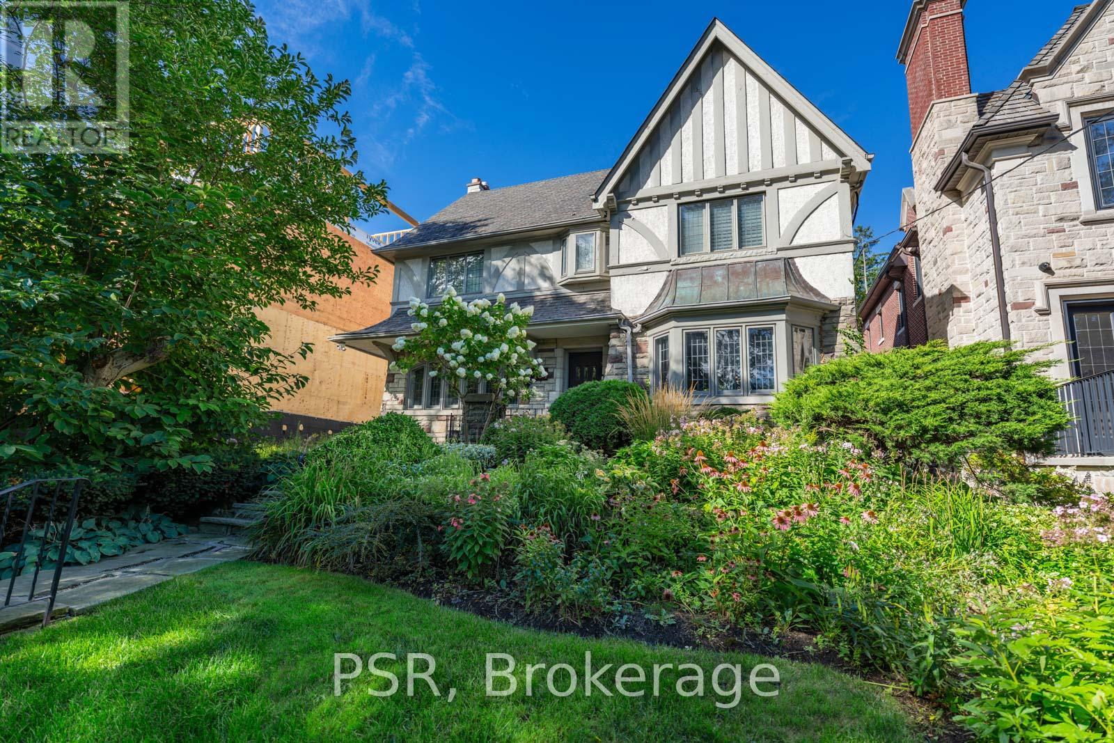 164 FOREST HILL ROAD, Toronto, Ontario