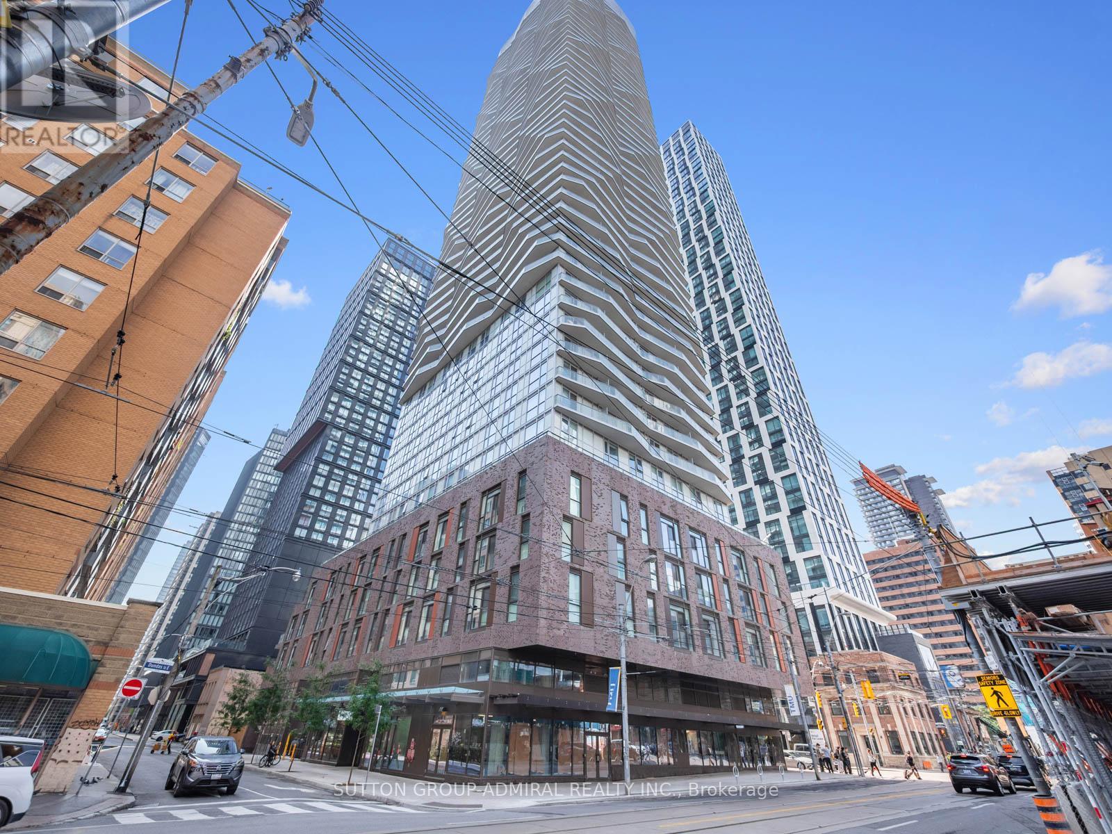 906 - 100 DALHOUSIE STREET, Toronto, Ontario
