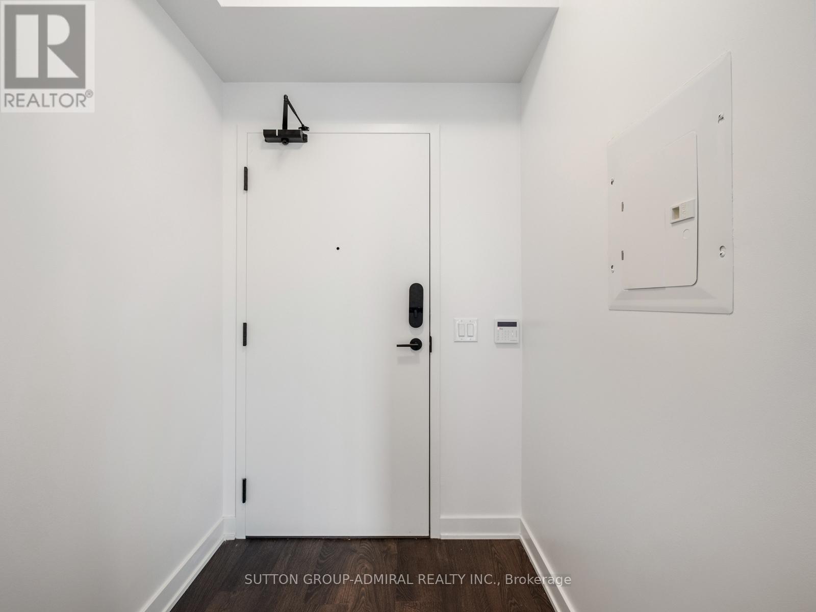 906 - 100 Dalhousie Street, Toronto, Ontario  M5B 0C7 - Photo 6 - C12426283