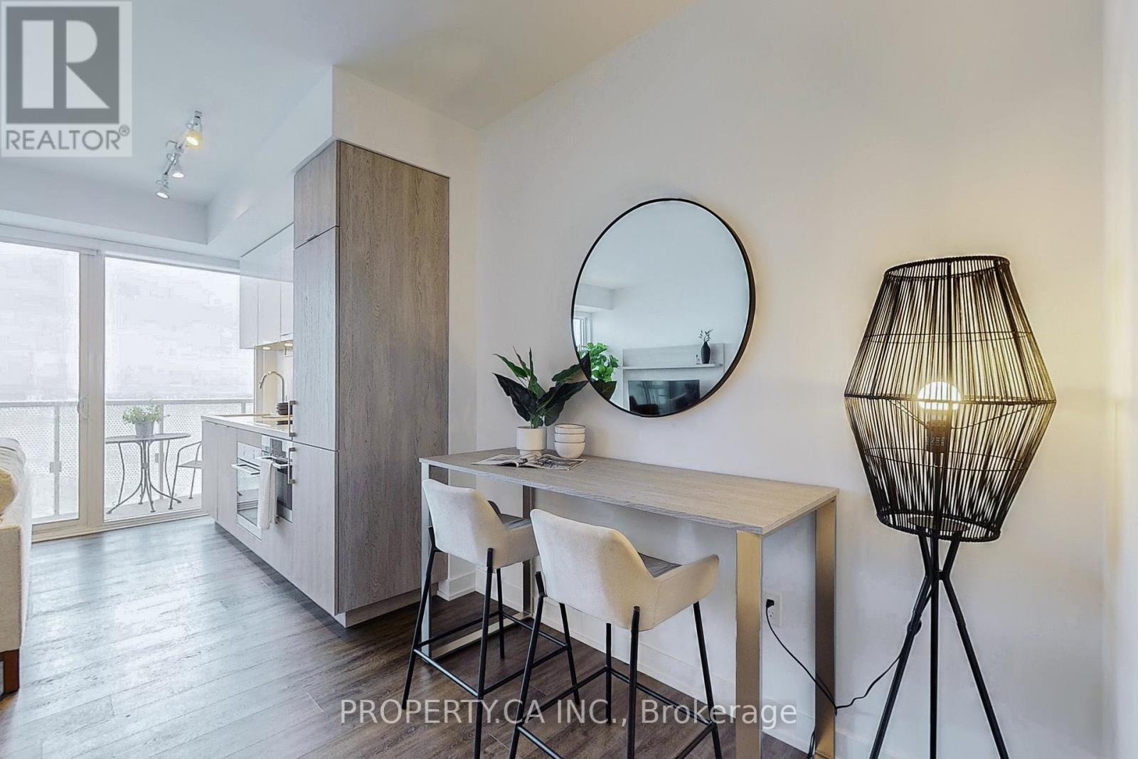 2209 - 15 Queens Quay E, Toronto, Ontario  M5E 0C5 - Photo 6 - C12426406
