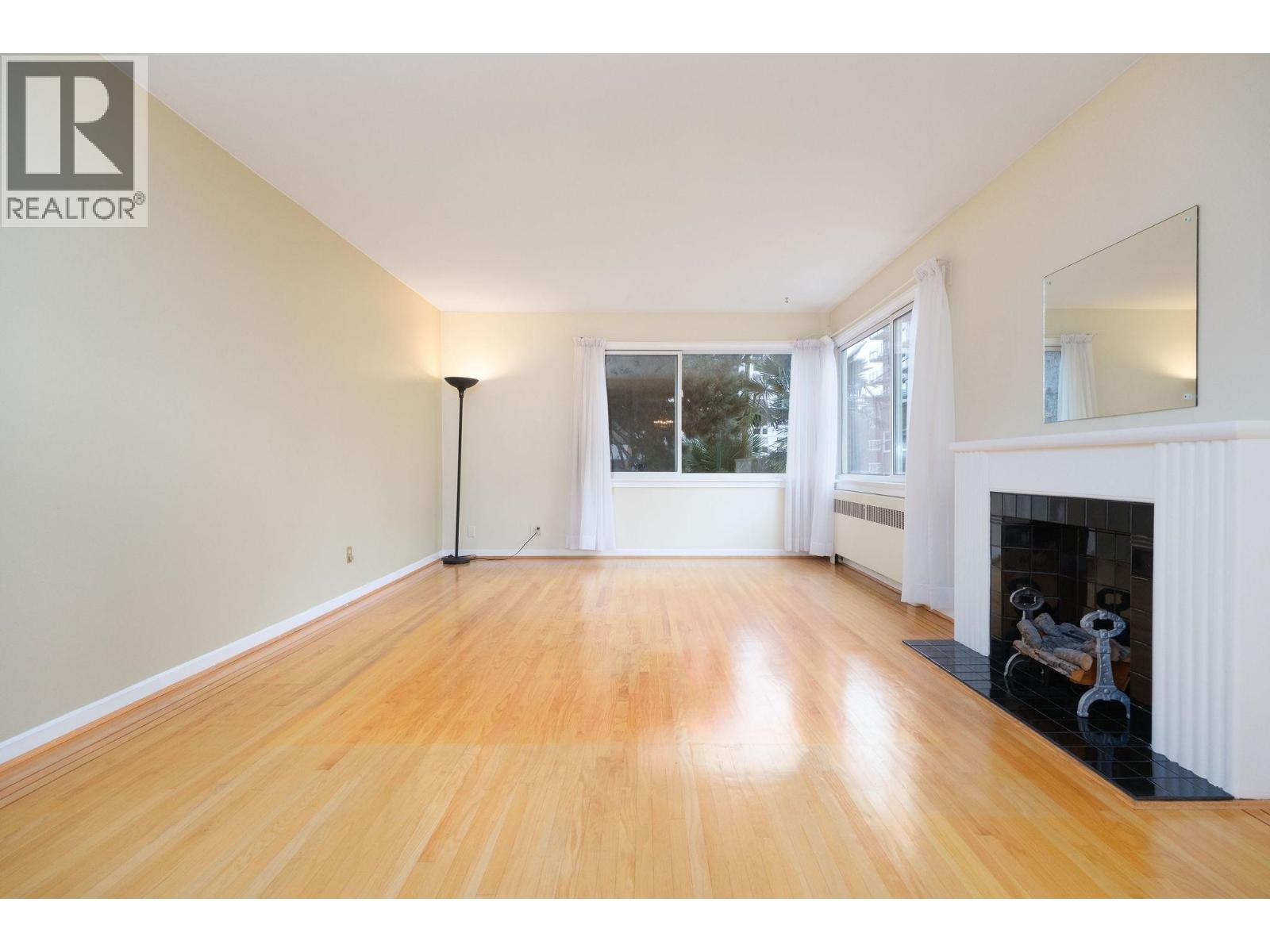 203 1878 Robson Street, Vancouver, British Columbia  V6G 1E3 - Photo 4 - R3052186