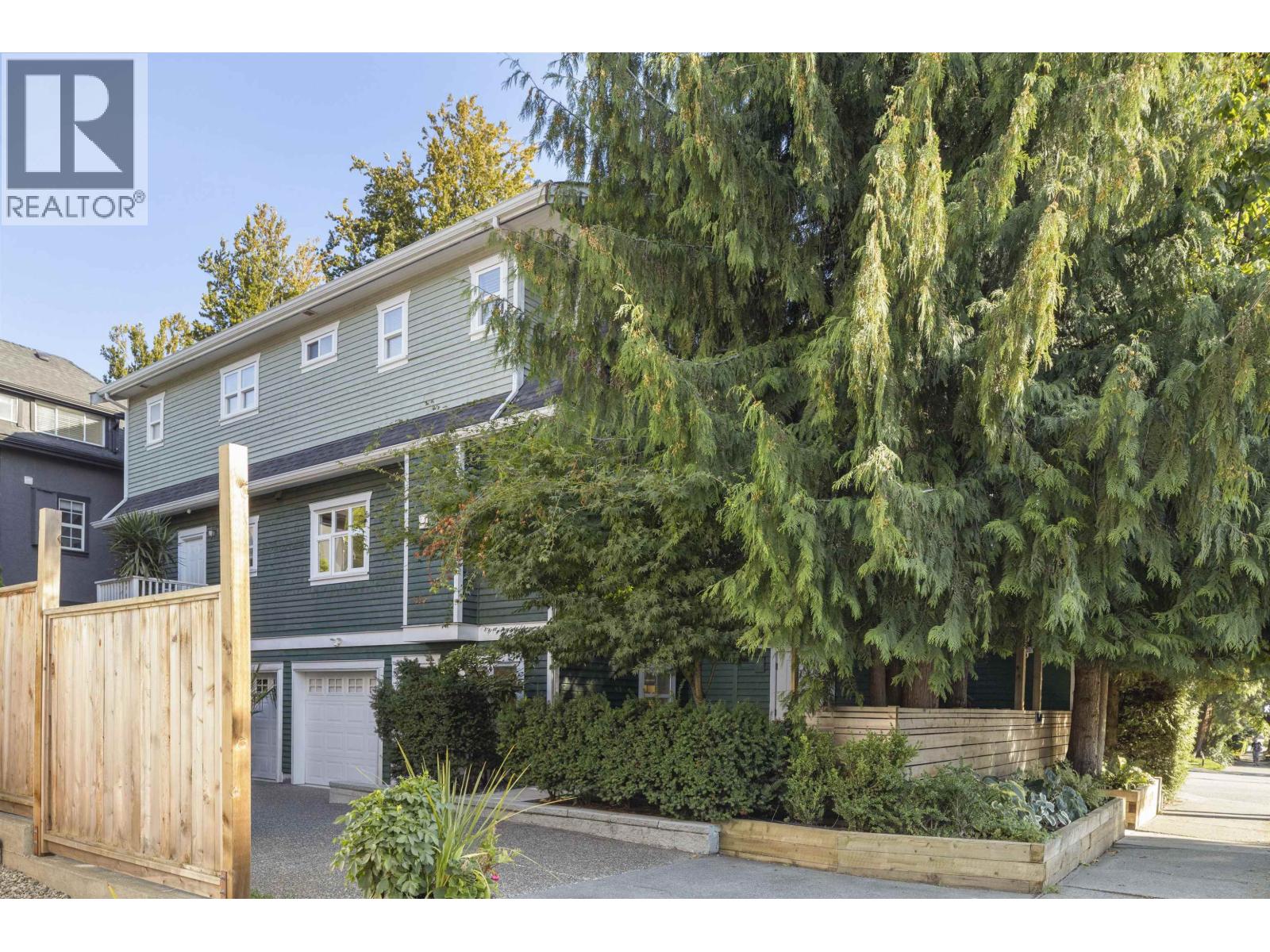 1676 Victoria Drive, Vancouver, British Columbia  V5L 4H3 - Photo 3 - R3052190