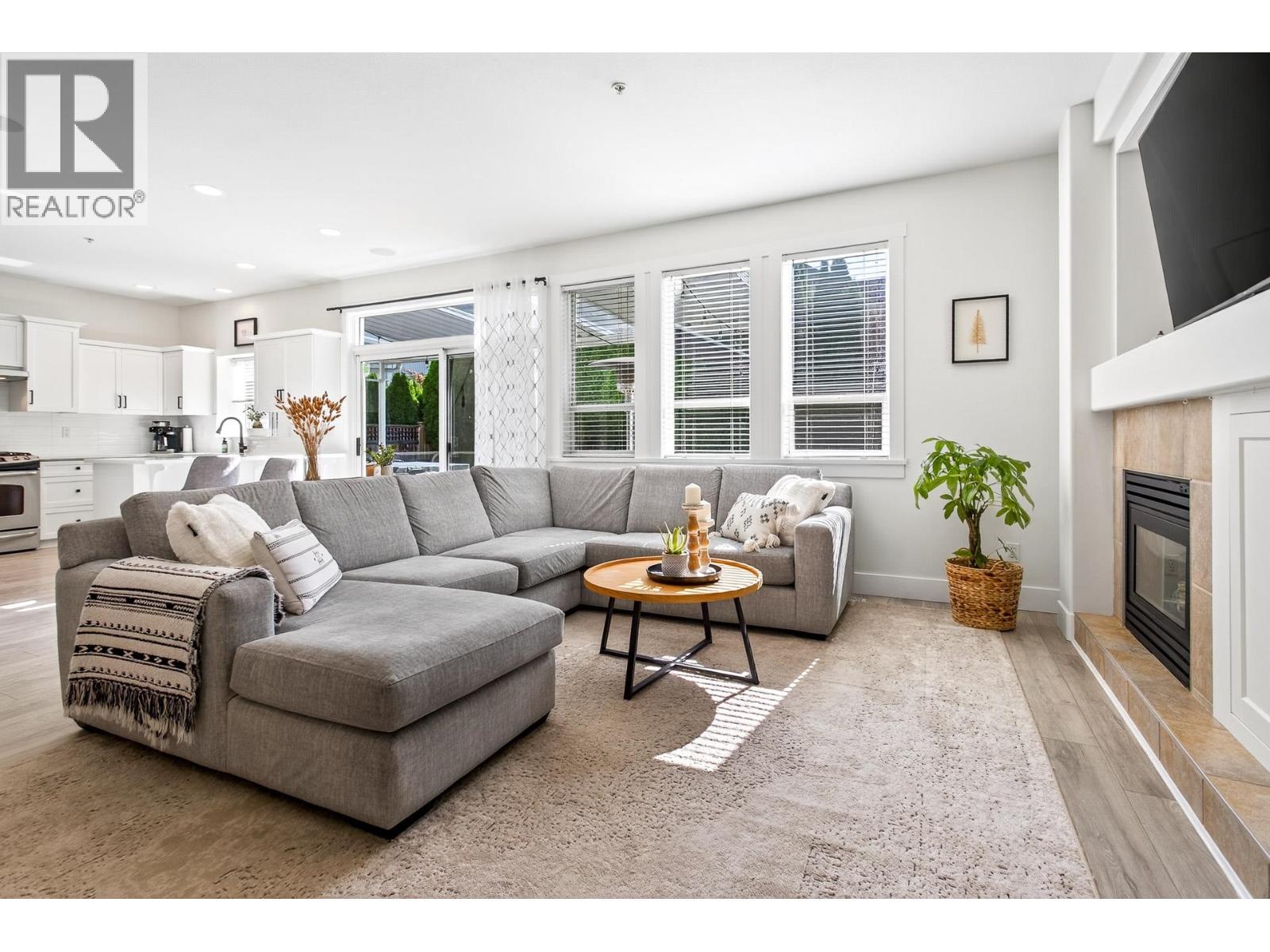 1074 Amazon Drive, Port Coquitlam, British Columbia  V3B 8C1 - Photo 15 - R3051519