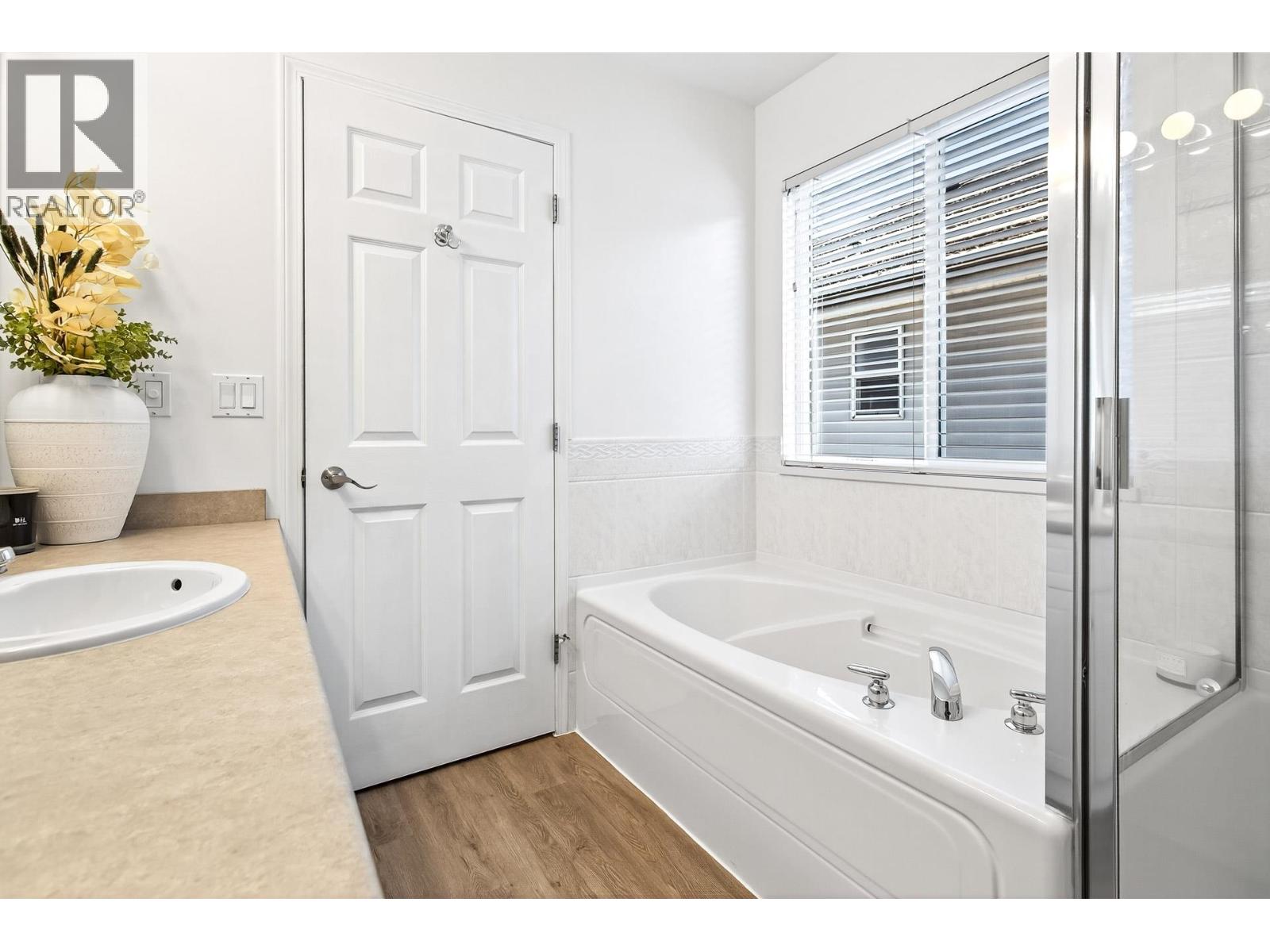1074 Amazon Drive, Port Coquitlam, British Columbia  V3B 8C1 - Photo 23 - R3051519