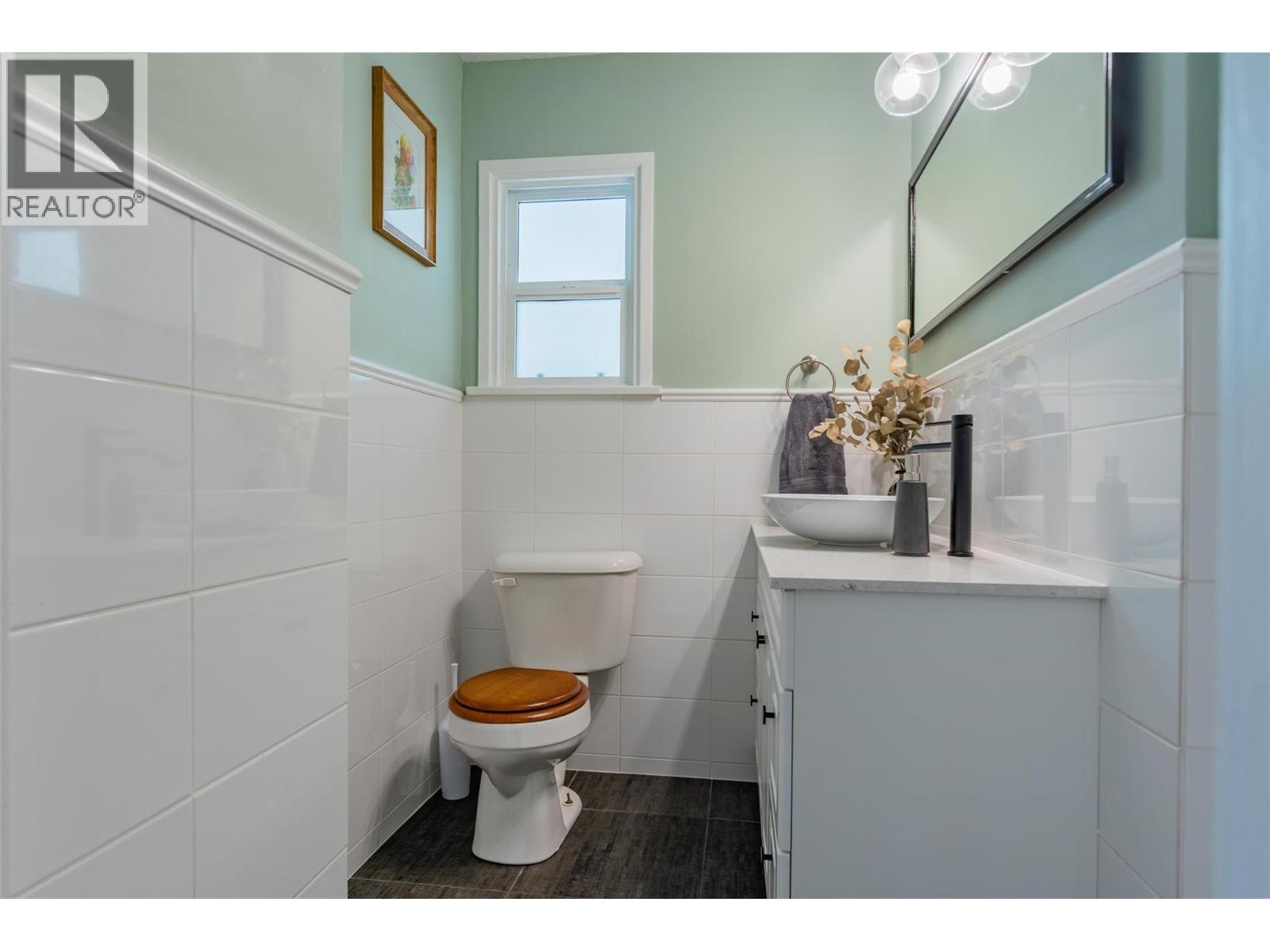 755 Eliot Street, Warfield, British Columbia  V1R 2E6 - Photo 14 - 10364101
