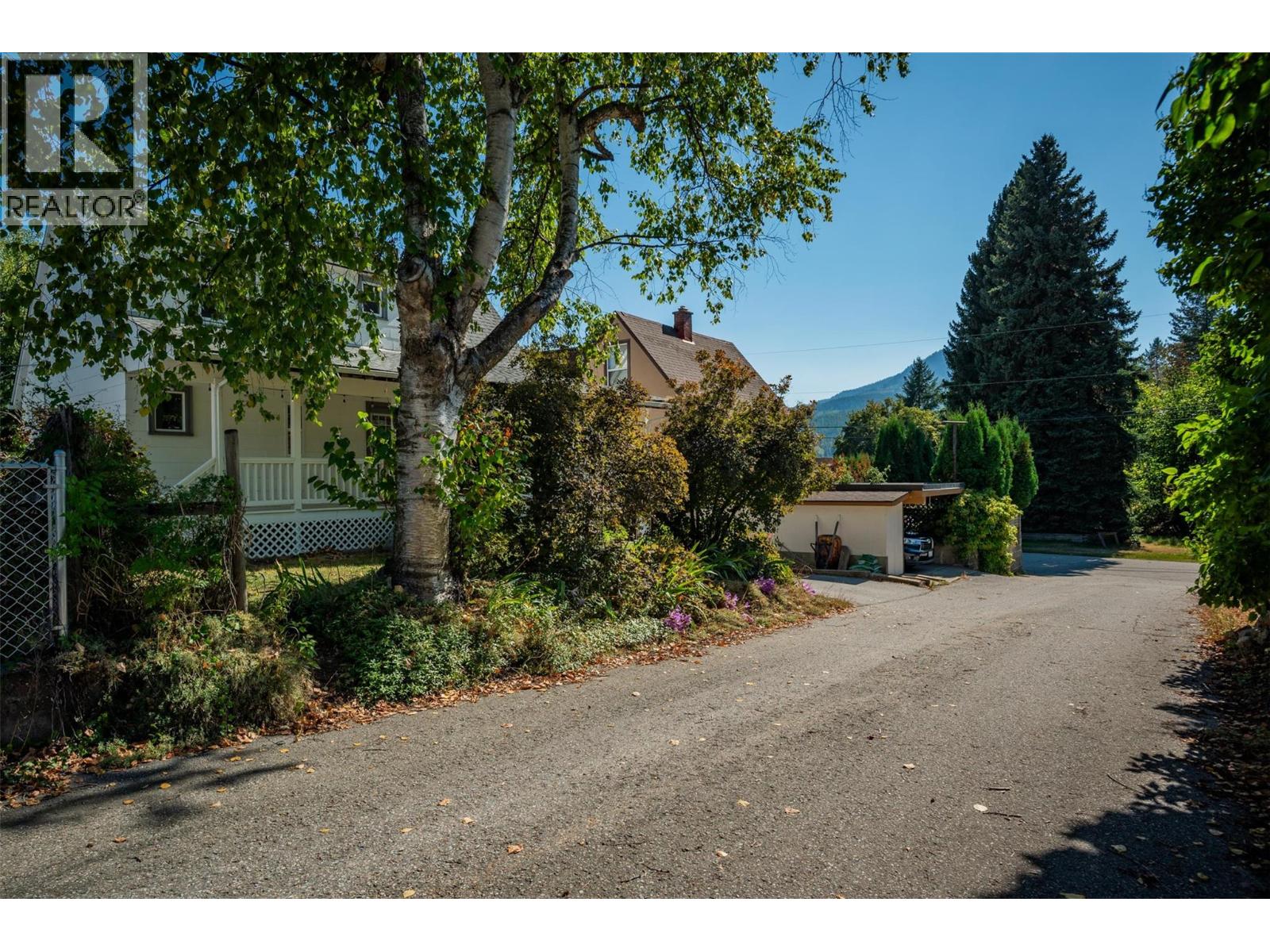 755 Eliot Street, Warfield, British Columbia  V1R 2E6 - Photo 39 - 10364101