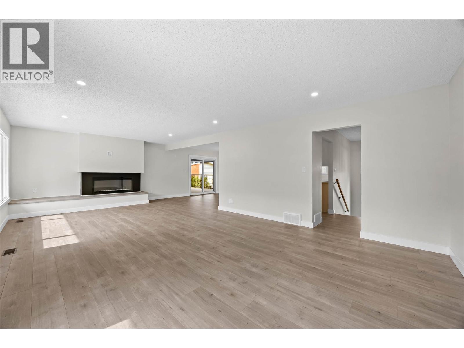 3279 Schubert Road, Kamloops, British Columbia  V2B 6Y4 - Photo 21 - 10363996