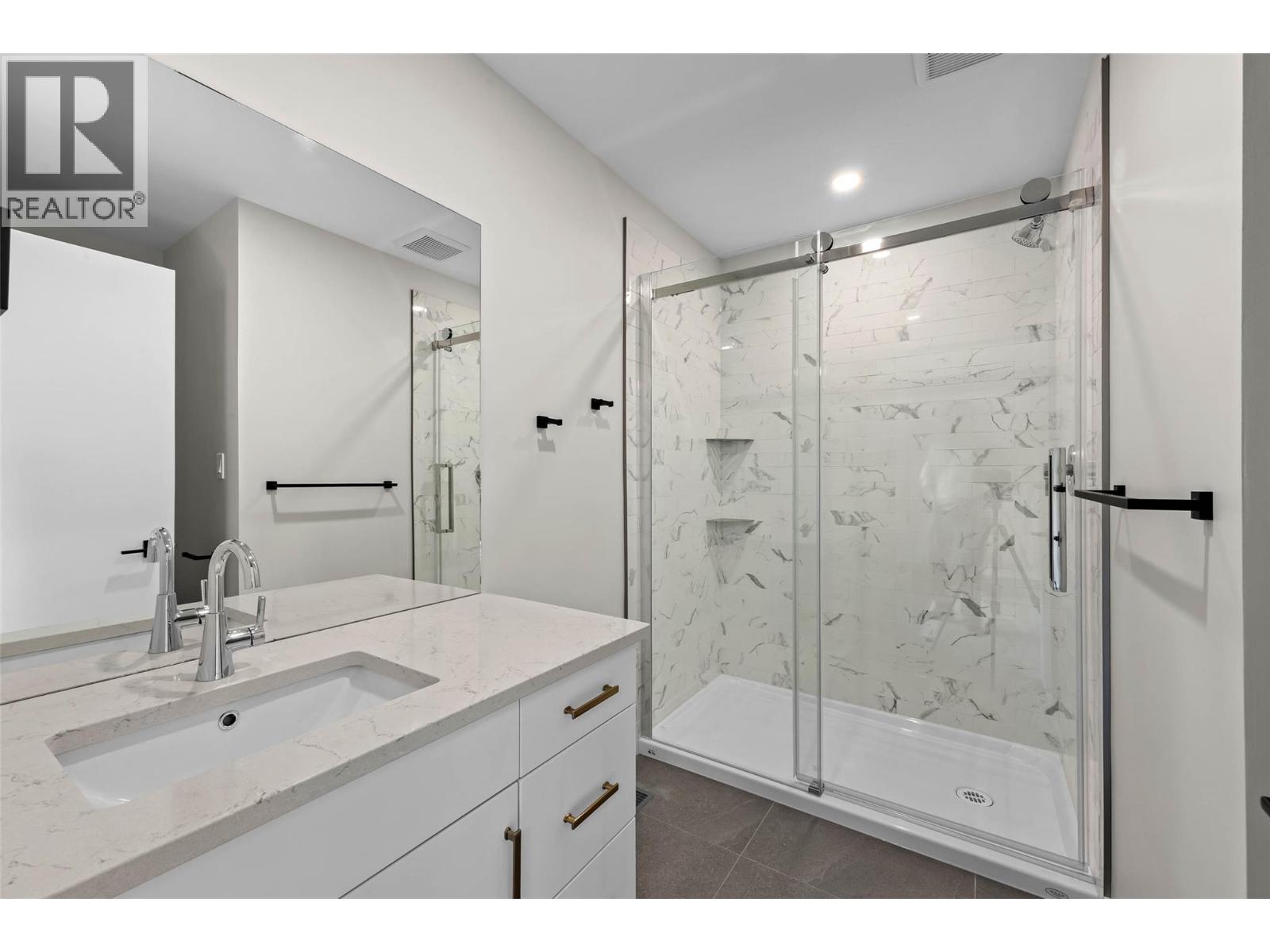 3279 Schubert Road, Kamloops, British Columbia  V2B 6Y4 - Photo 30 - 10363996