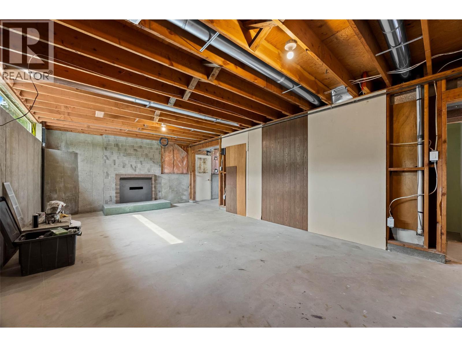 3279 Schubert Road, Kamloops, British Columbia  V2B 6Y4 - Photo 36 - 10363996