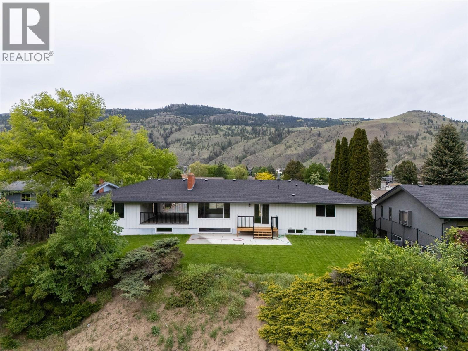 3279 Schubert Road, Kamloops, British Columbia  V2B 6Y4 - Photo 7 - 10363996