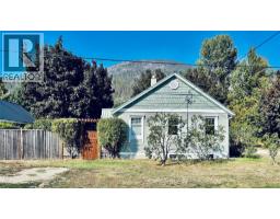 501 Arthur Street, slocan, British Columbia
