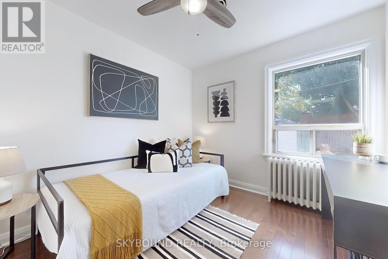 100 Lankin Boulevard, Toronto, Ontario  M4J 4X3 - Photo 15 - E12426262