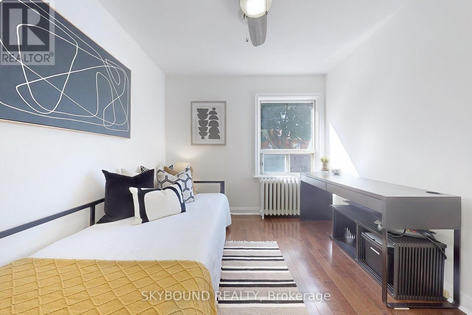 100 Lankin Boulevard, Toronto, Ontario  M4J 4X3 - Photo 16 - E12426262