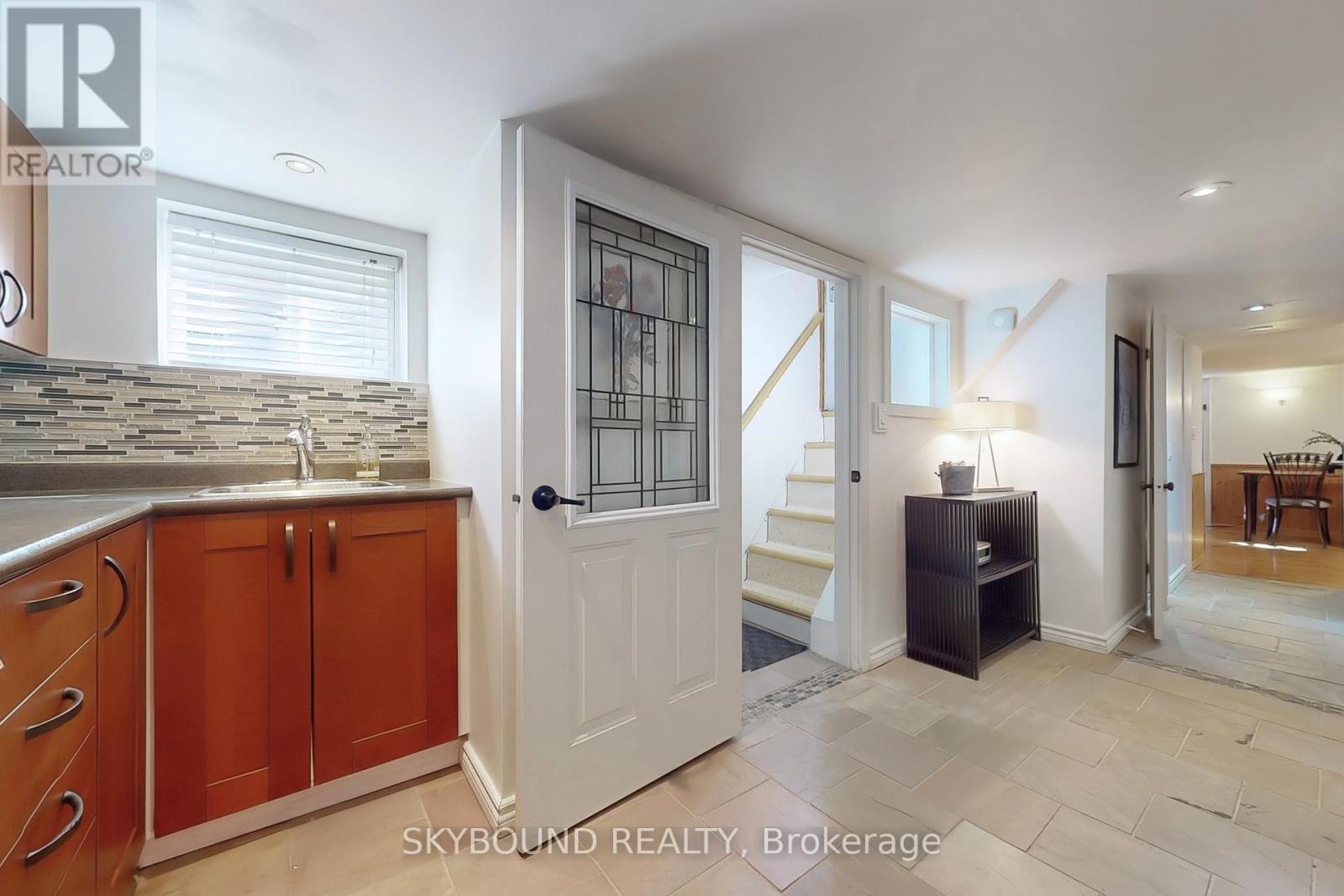 100 Lankin Boulevard, Toronto, Ontario  M4J 4X3 - Photo 23 - E12426262