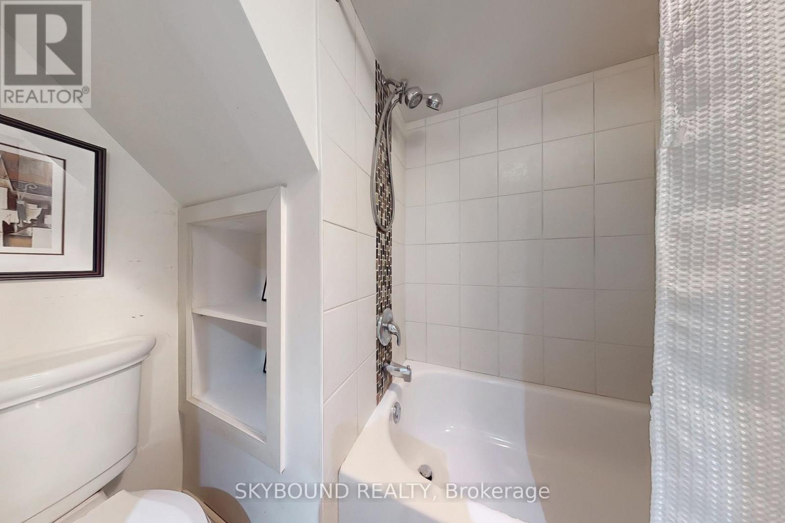 100 Lankin Boulevard, Toronto, Ontario  M4J 4X3 - Photo 29 - E12426262