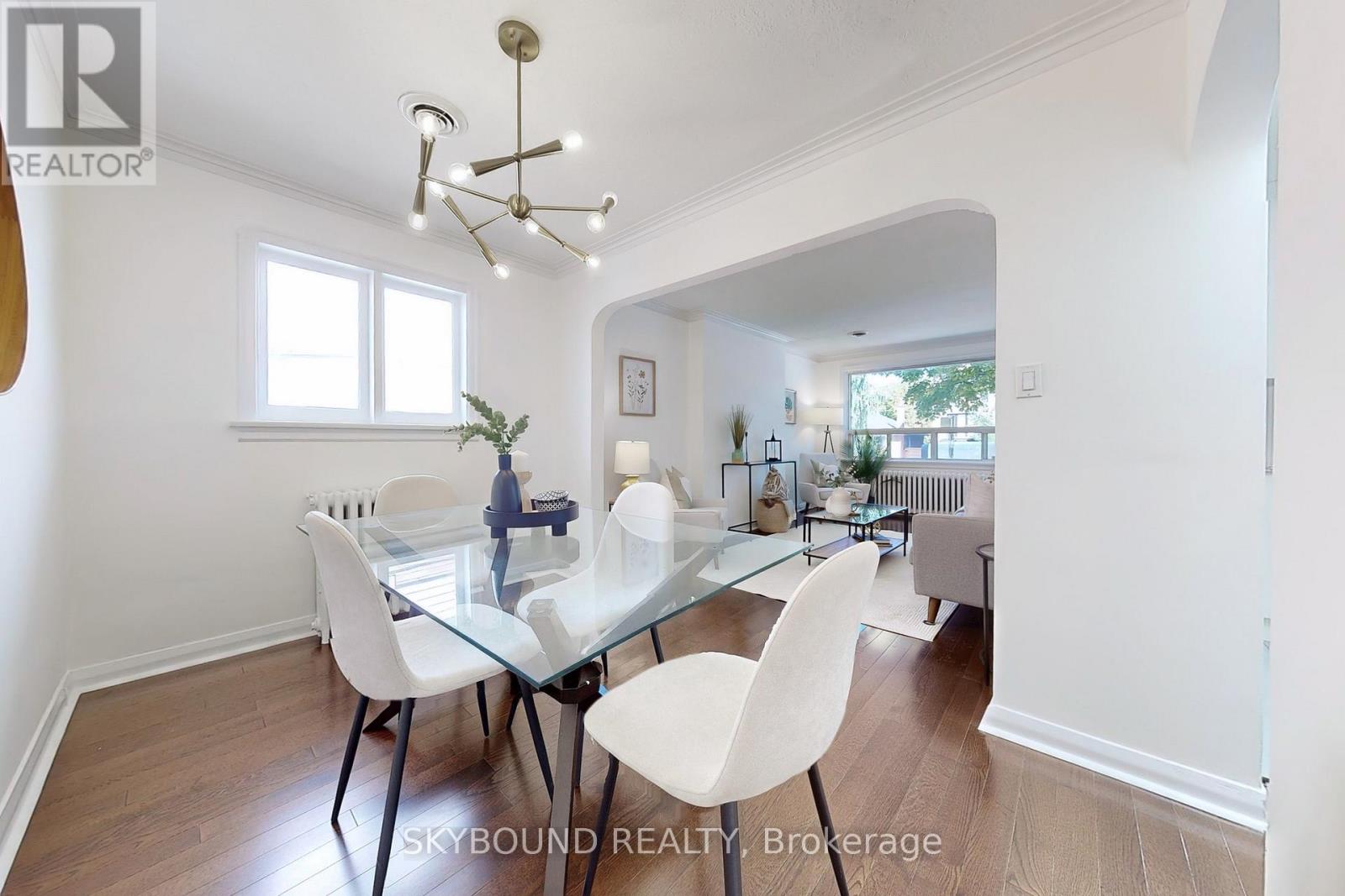 100 Lankin Boulevard, Toronto, Ontario  M4J 4X3 - Photo 8 - E12426262