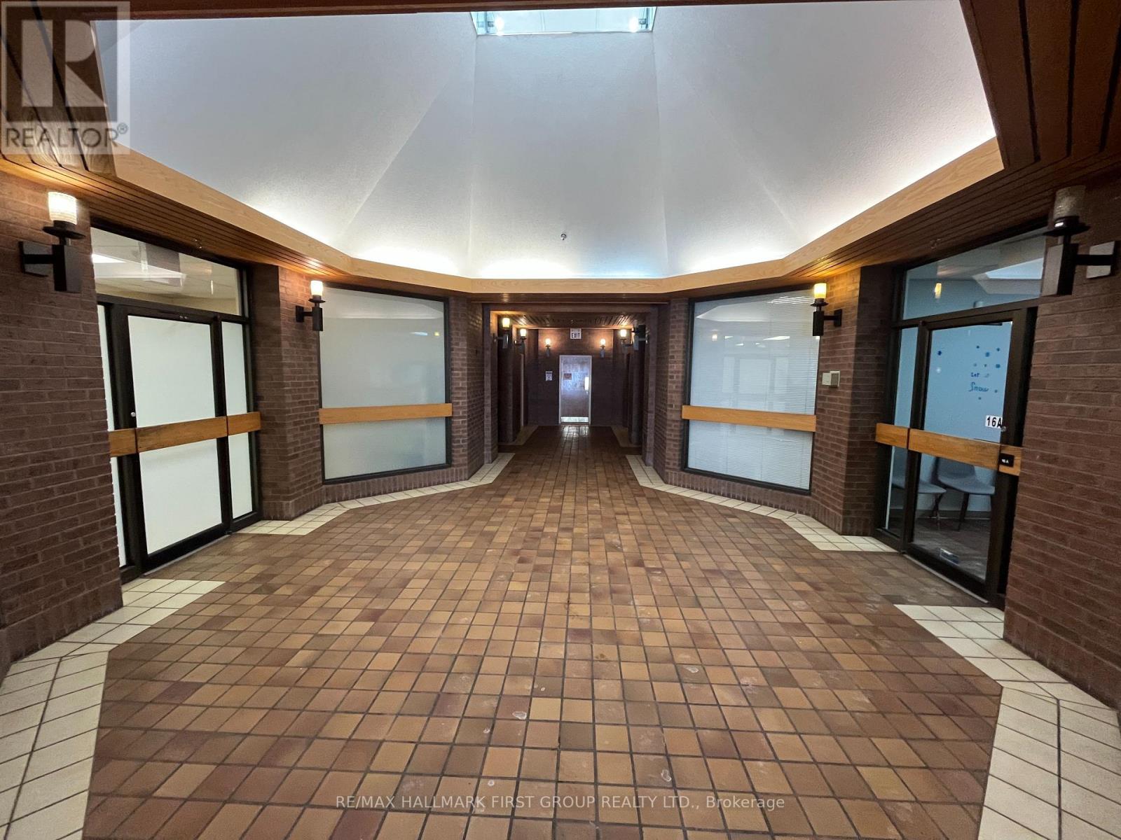 Om1#16a - 1400 Bayly Street, Pickering, Ontario  L1W 3R2 - Photo 3 - E12426273