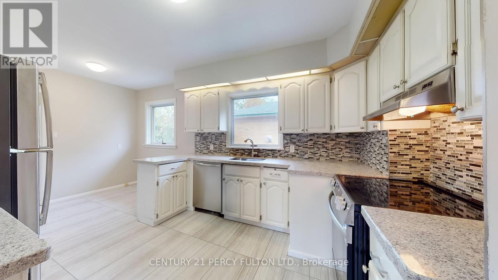 27 Grassington Crescent, Toronto, Ontario  M1G 1X4 - Photo 10 - E12426304
