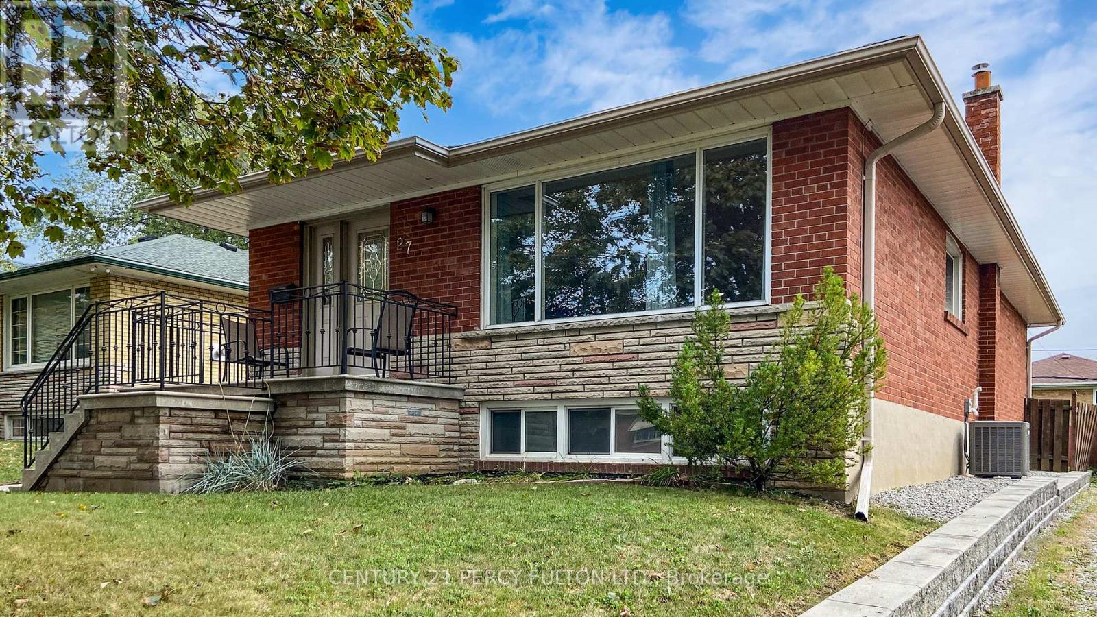 27 Grassington Crescent, Toronto, Ontario  M1G 1X4 - Photo 3 - E12426304