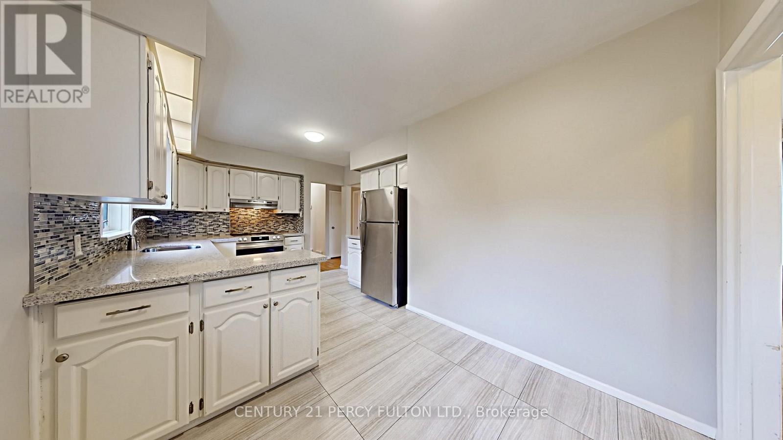 27 Grassington Crescent, Toronto, Ontario  M1G 1X4 - Photo 9 - E12426304