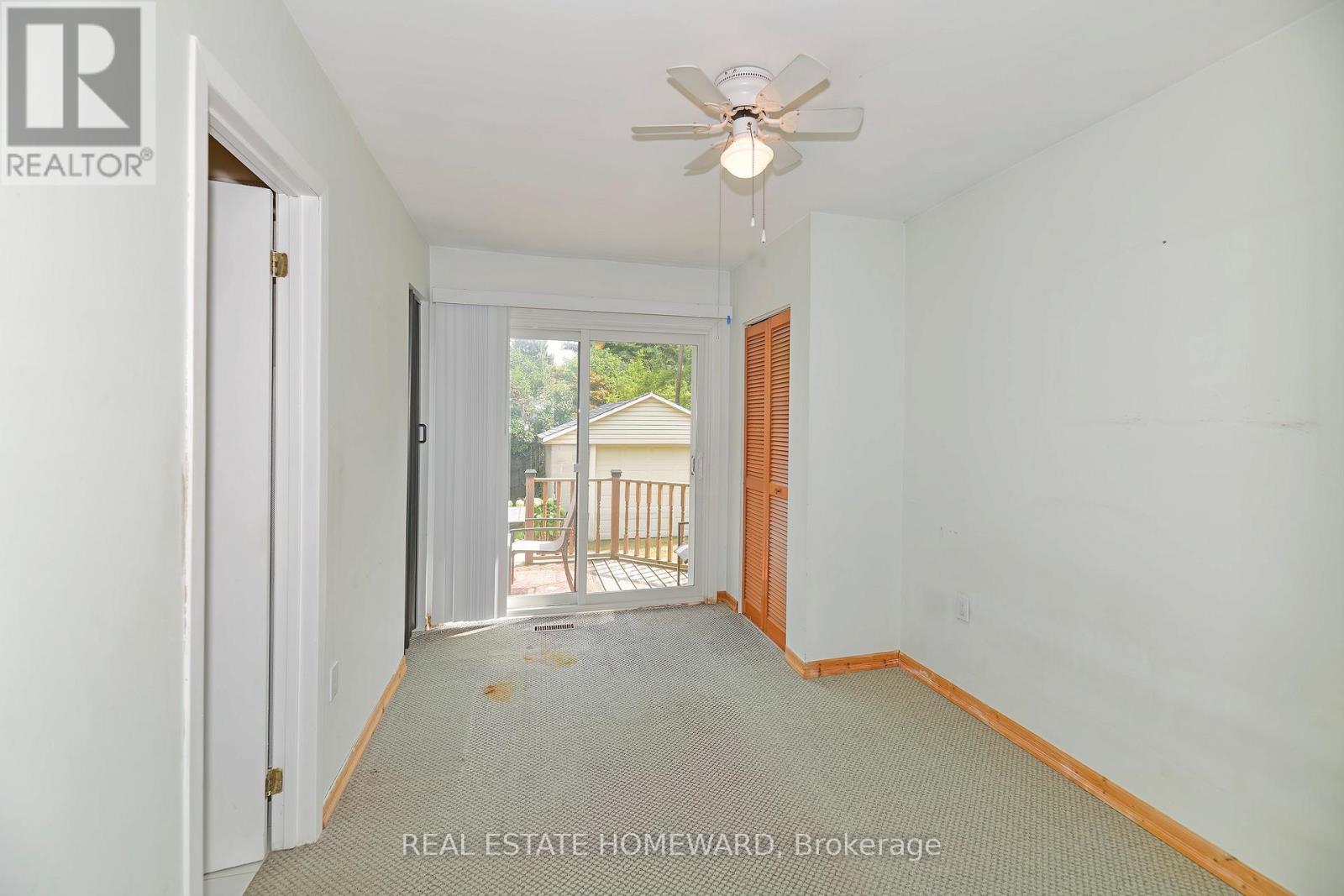 295 Chisholm Avenue, Toronto, Ontario  M4C 4W5 - Photo 8 - E12426377