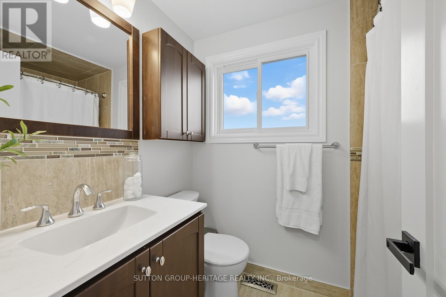 23 Swanston Crescent, Ajax, Ontario  L1S 3J5 - Photo 18 - E12426385