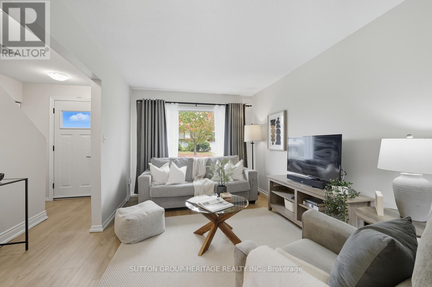 23 Swanston Crescent, Ajax, Ontario  L1S 3J5 - Photo 2 - E12426385