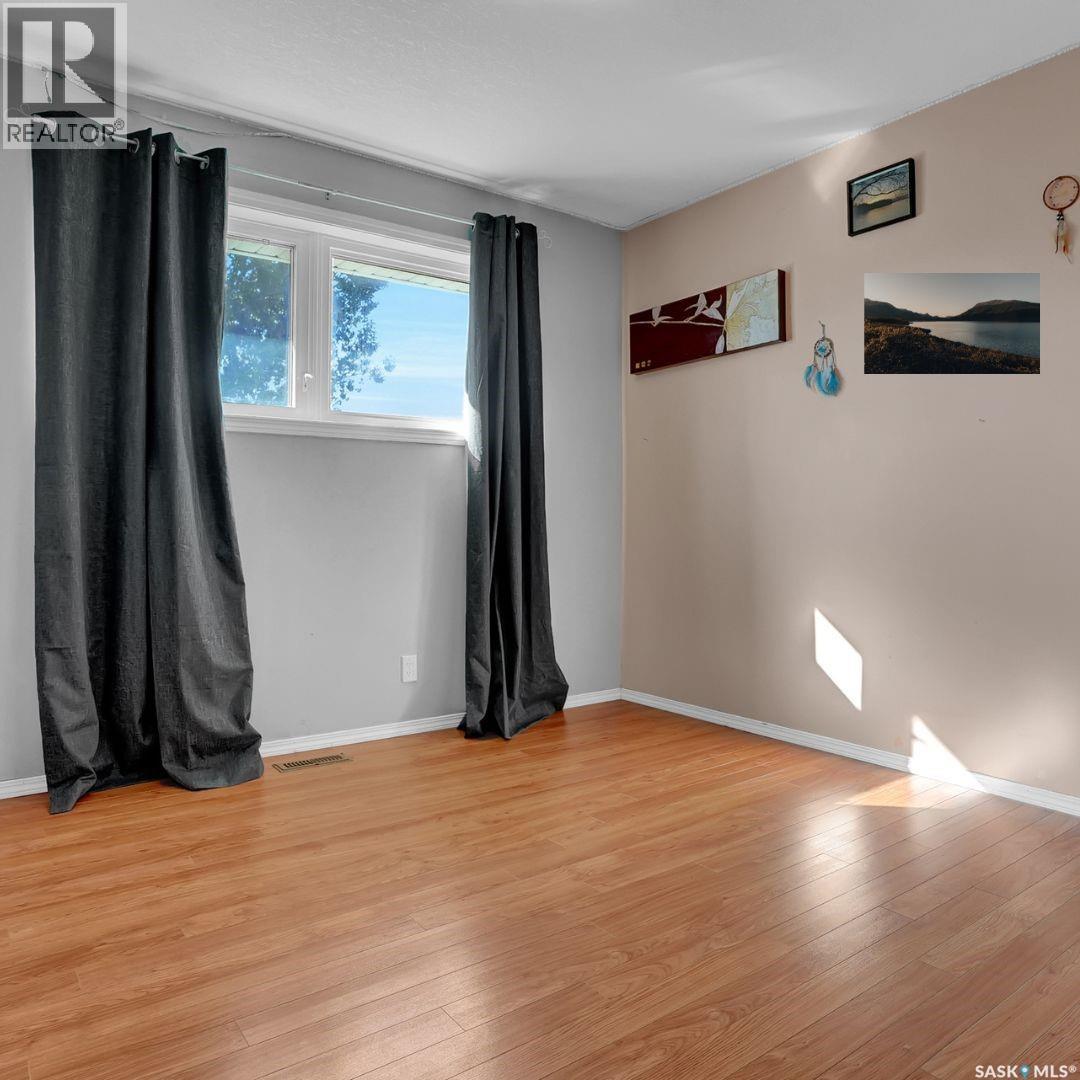 1631 Glendale Street, Moose Jaw, Saskatchewan  S6K 1A9 - Photo 18 - SK019231