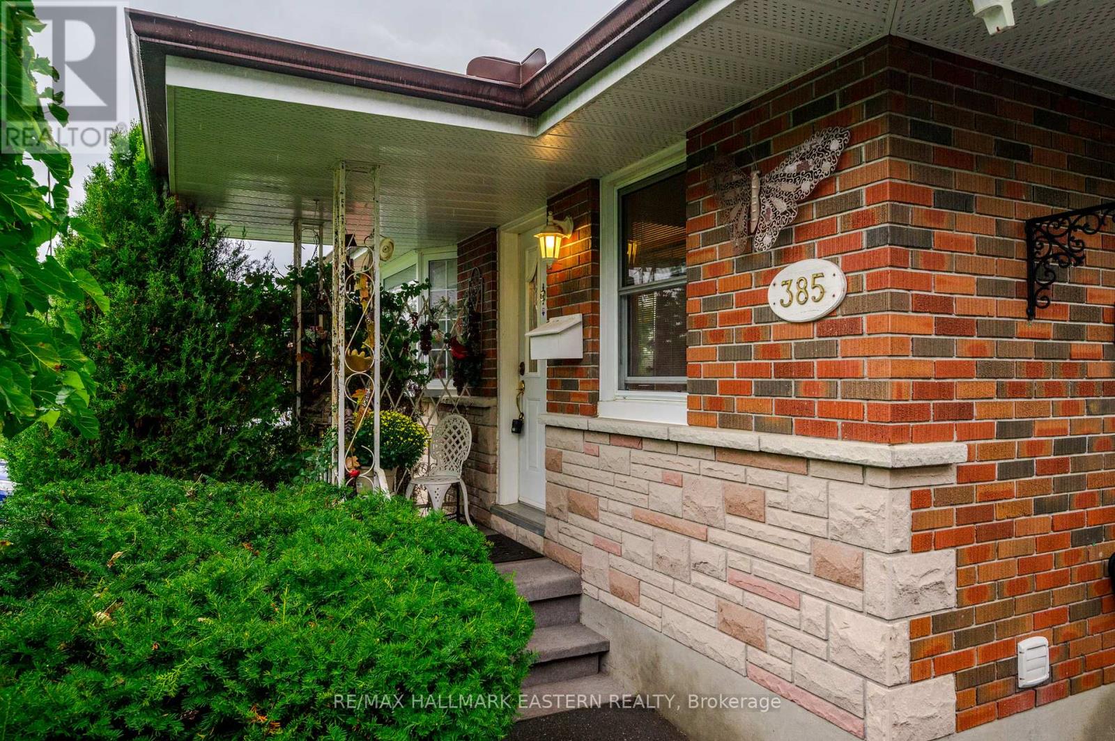 385 Bellevue Street, Peterborough, Ontario  K9H 5G3 - Photo 3 - X12426436