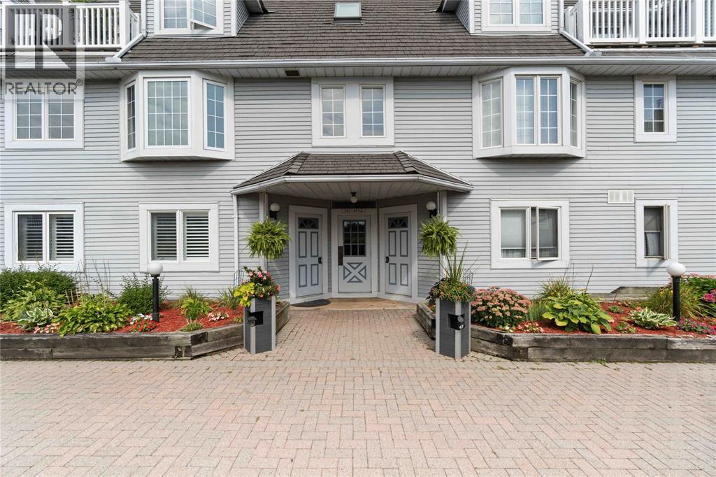 1510 Venetian Boulevard Unit# M7, Point Edward, Ontario  N7T 7X8 - Photo 5 - 25024406