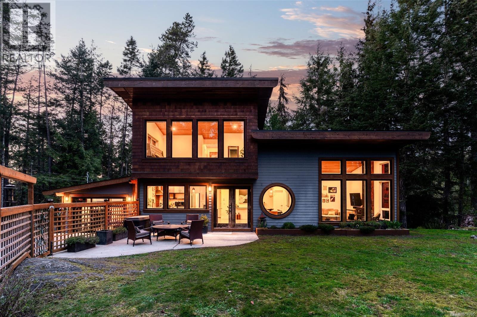 2405 Carpenter Rd, Sooke, British Columbia