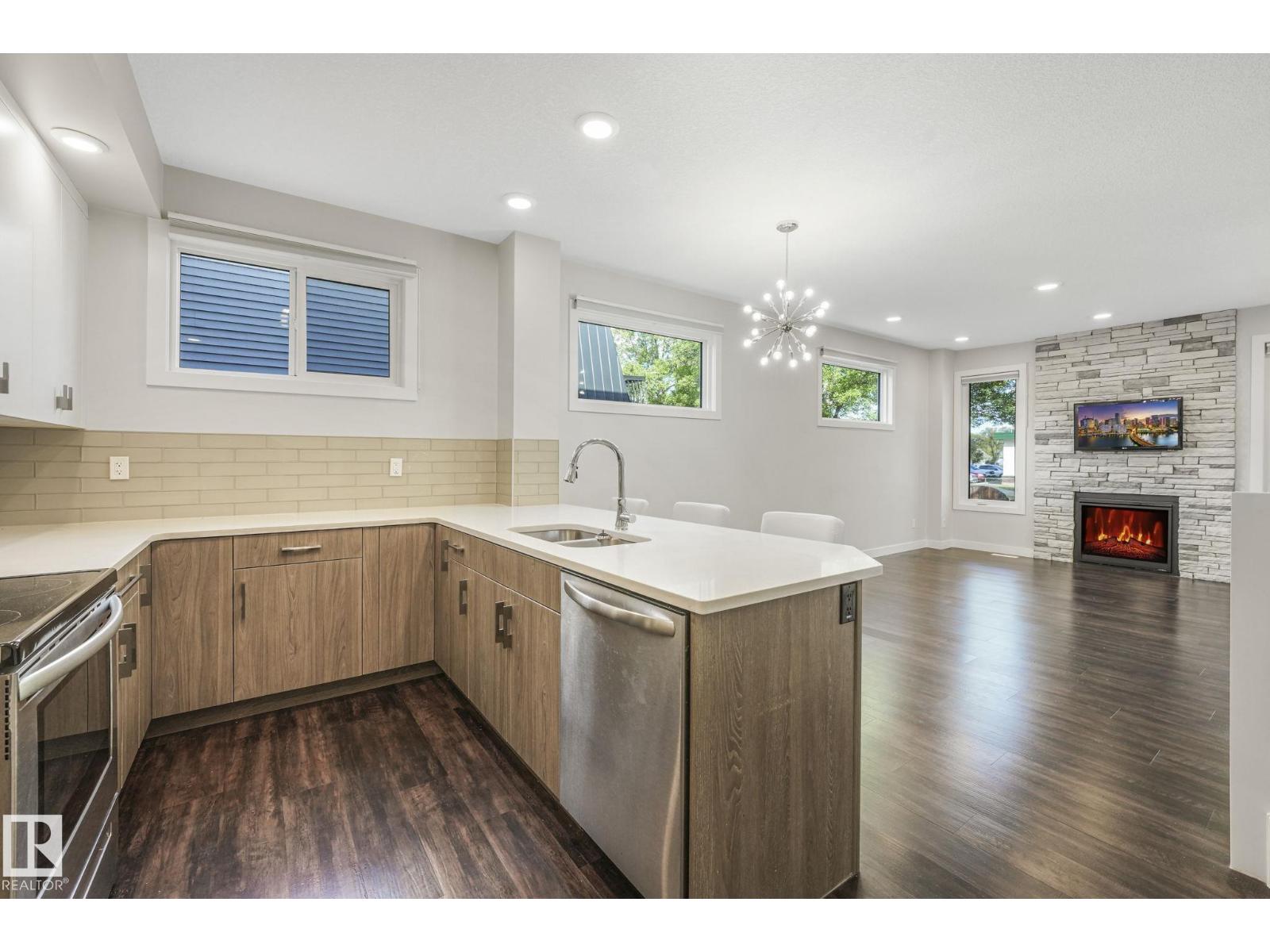 6418 106 St Nw, Edmonton, Alberta  T6H 2V4 - Photo 11 - E4459423