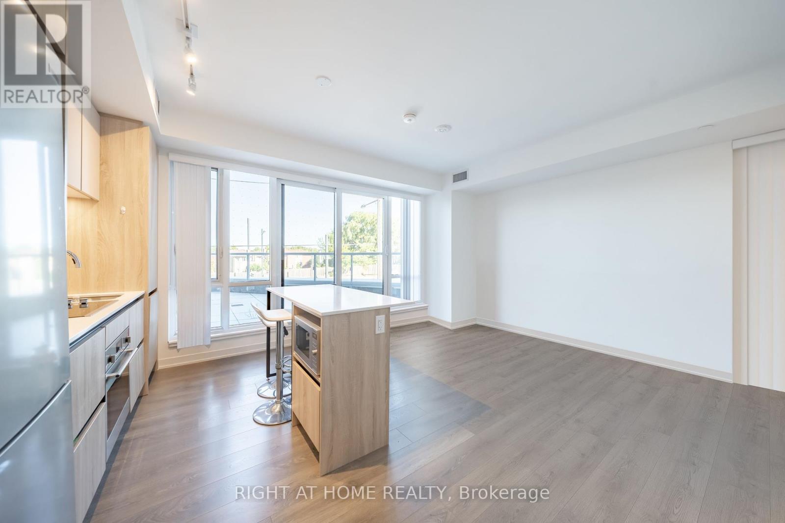 7950 Bathurst Street, Vaughan, Ontario  L4J 0L4 - Photo 14 - N12426241