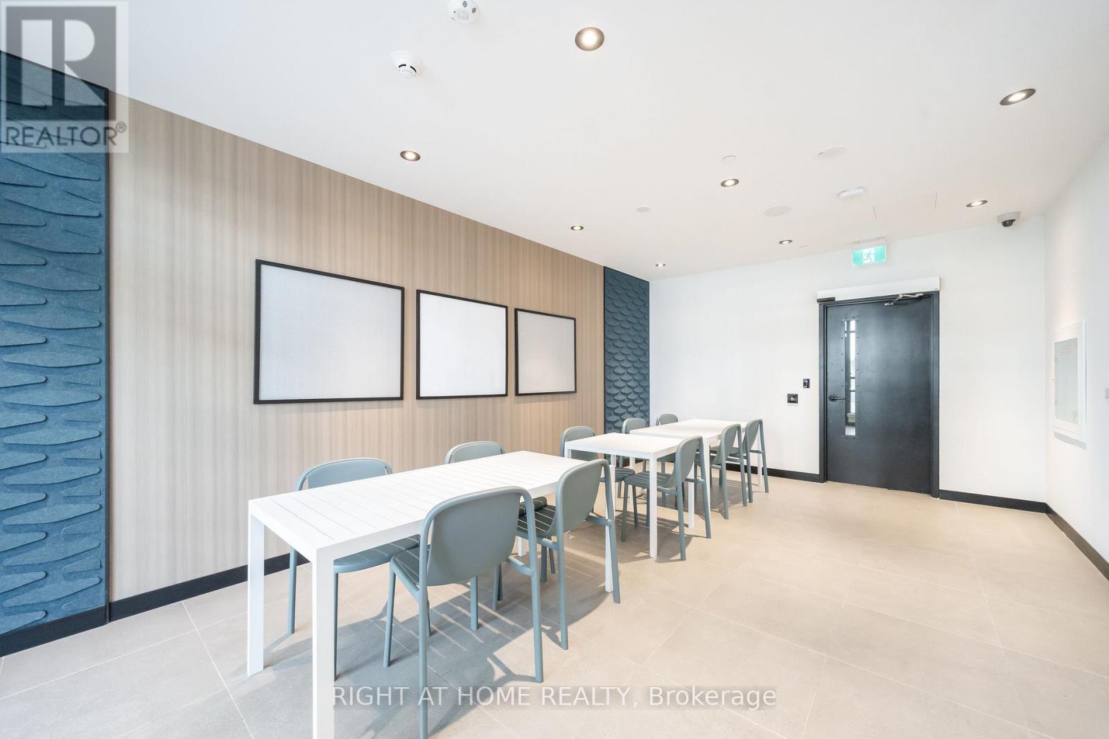 7950 Bathurst Street, Vaughan, Ontario  L4J 0L4 - Photo 22 - N12426241