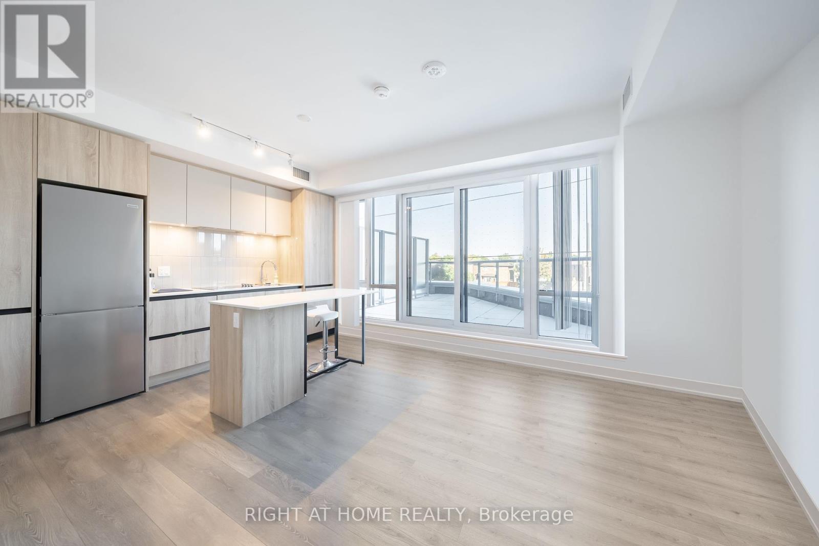 7950 Bathurst Street, Vaughan, Ontario  L4J 0L4 - Photo 7 - N12426241