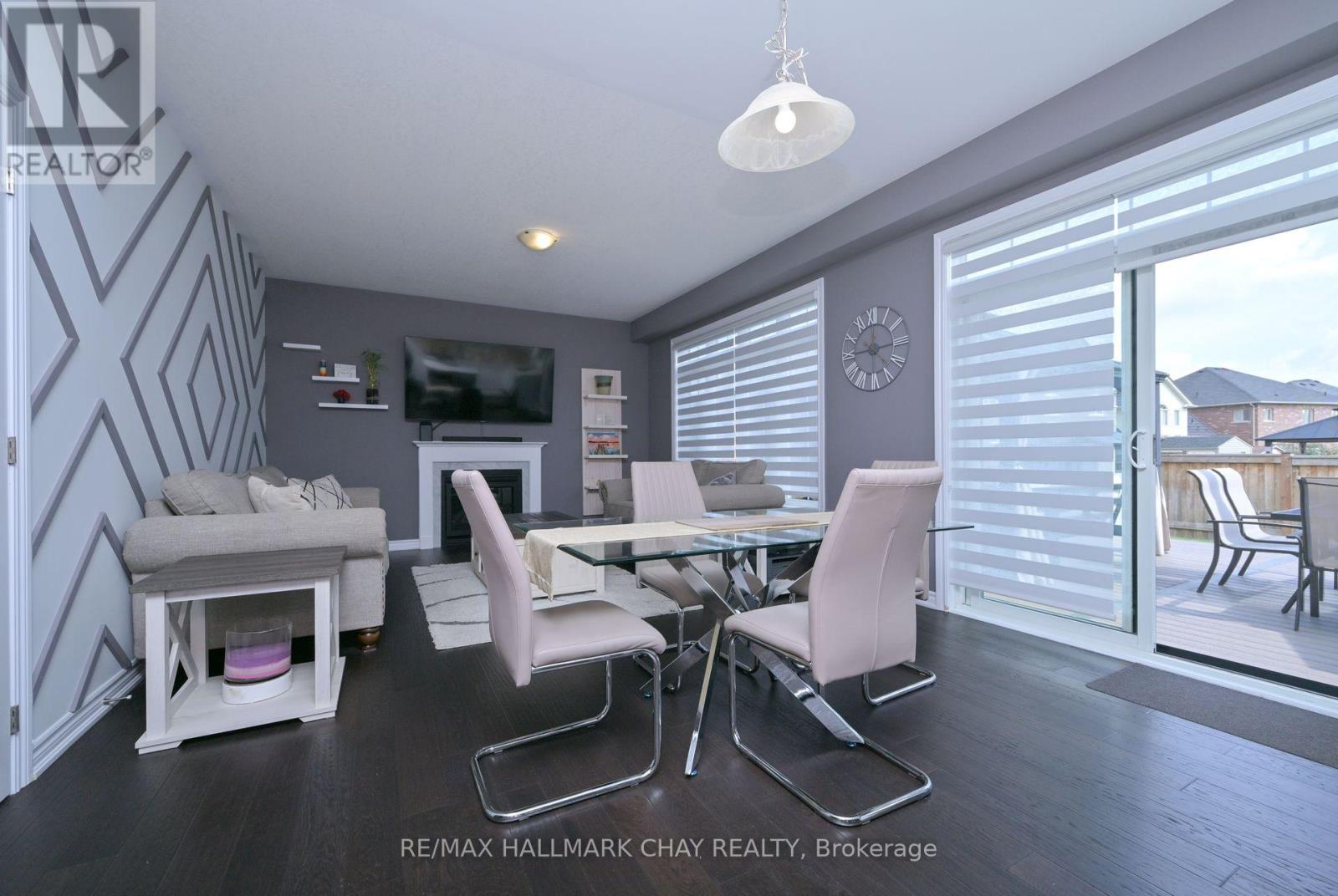 121 Strachan Trail, New Tecumseth, Ontario  L0G 1A0 - Photo 21 - N12426258