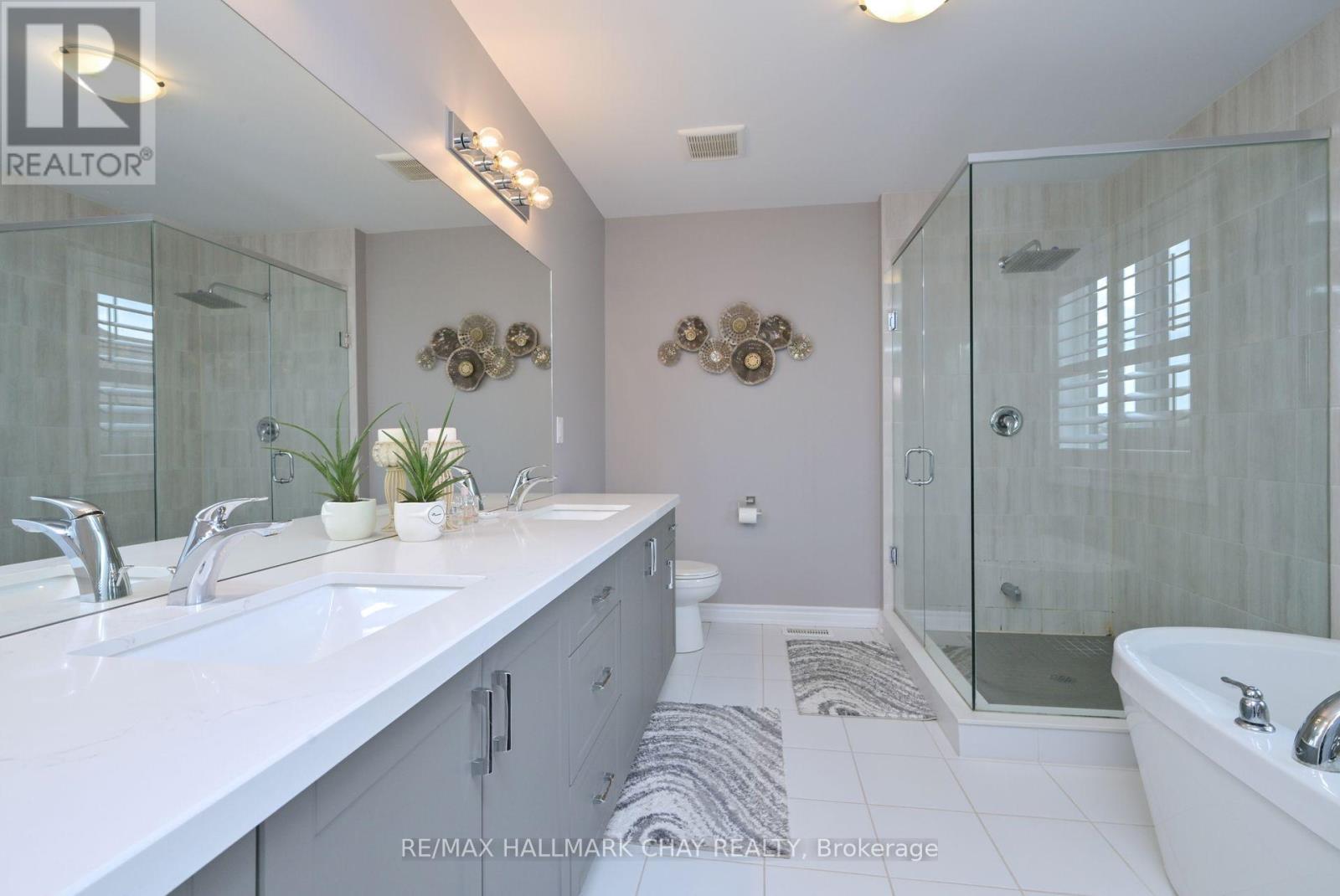 121 Strachan Trail, New Tecumseth, Ontario  L0G 1A0 - Photo 25 - N12426258