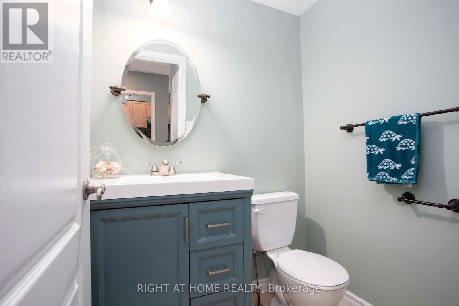 50 Sunridge Street, Richmond Hill, Ontario  L4E 3T7 - Photo 18 - N12426378