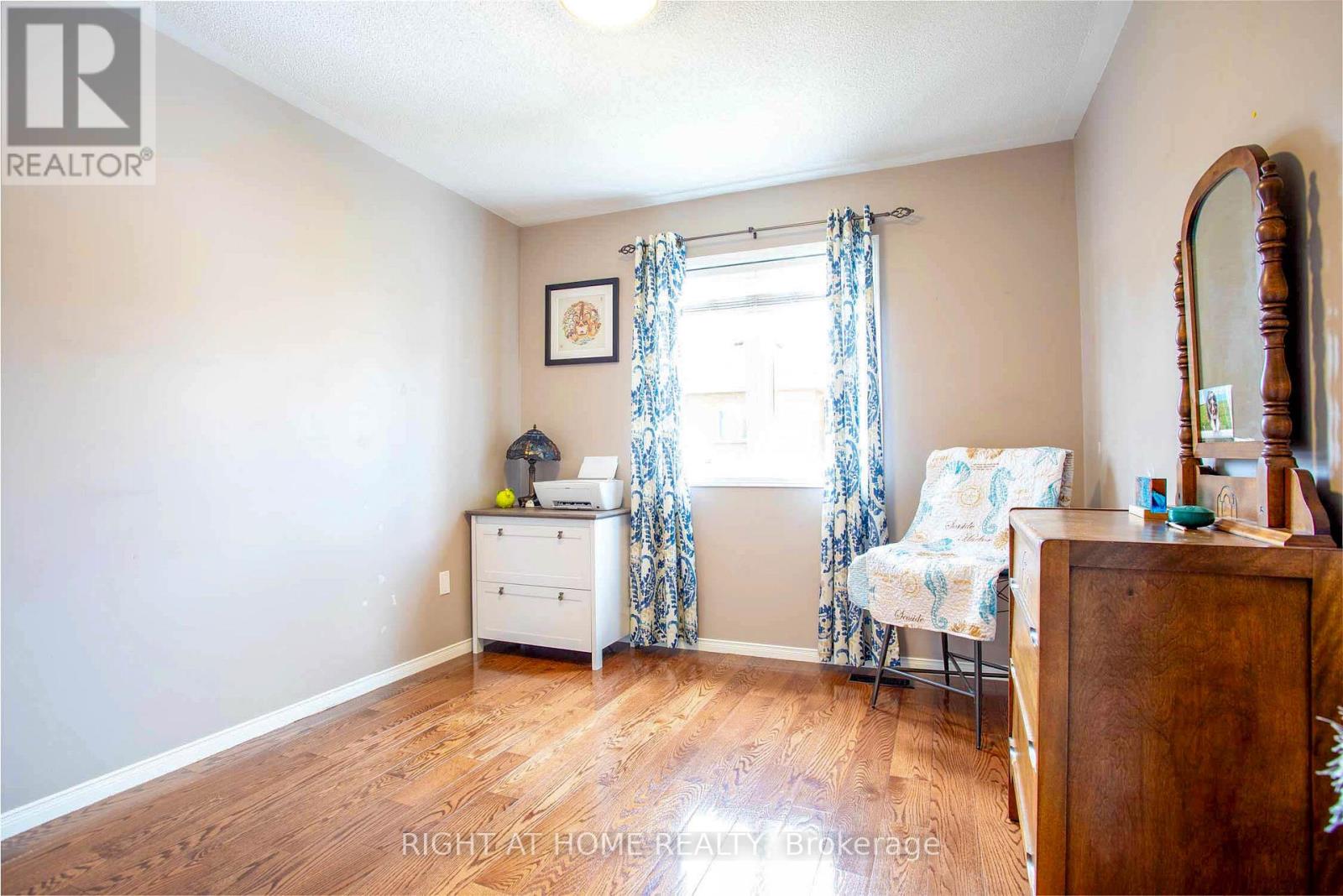 50 Sunridge Street, Richmond Hill, Ontario  L4E 3T7 - Photo 25 - N12426378