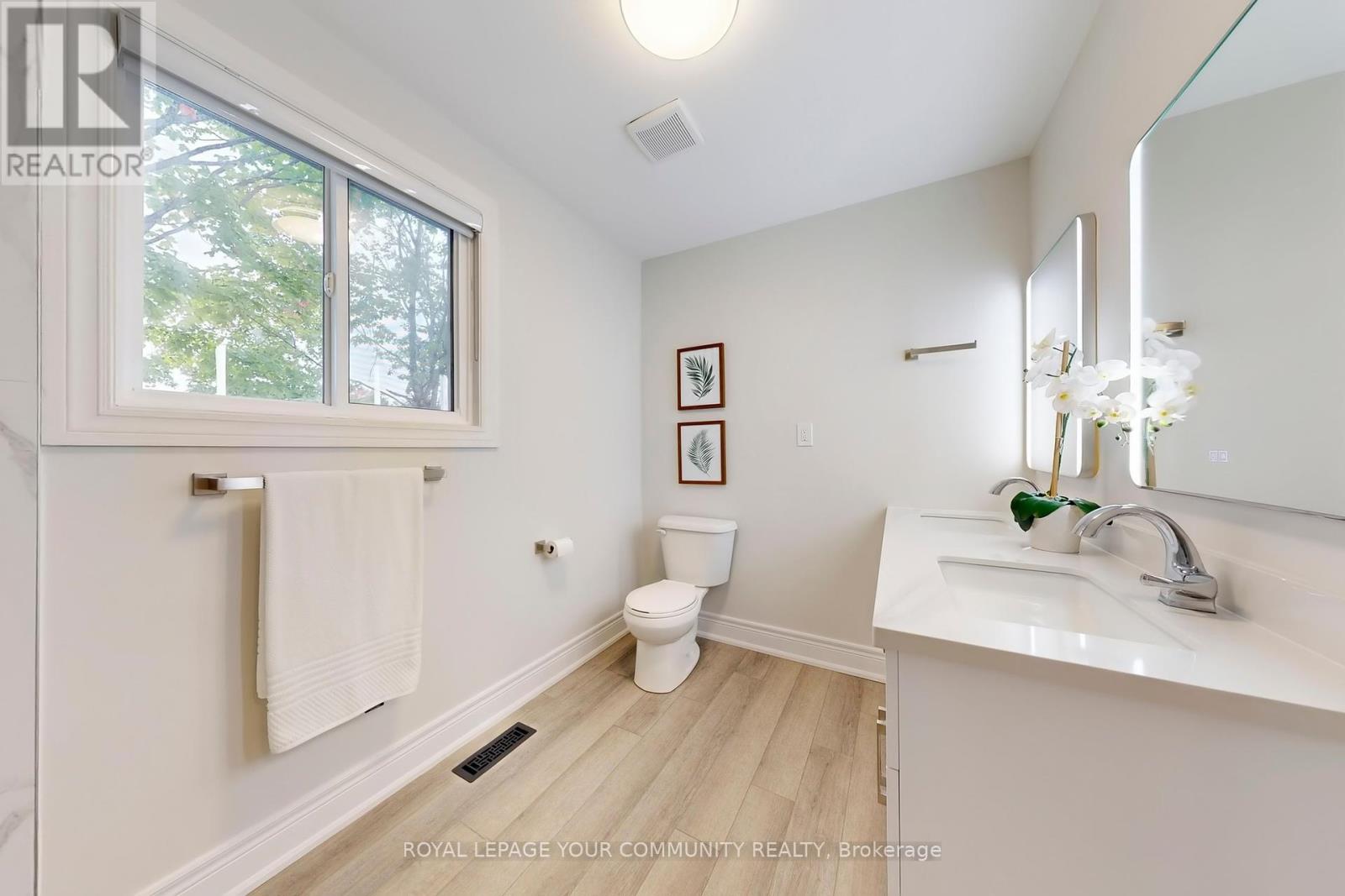 2 Charlotte Court, Barrie, Ontario  L4N 6B2 - Photo 27 - S12426233