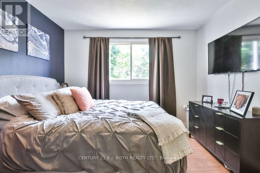 57 D'ambrosio Drive, Barrie, Ontario  L4N 6V4 - Photo 15 - S12426278
