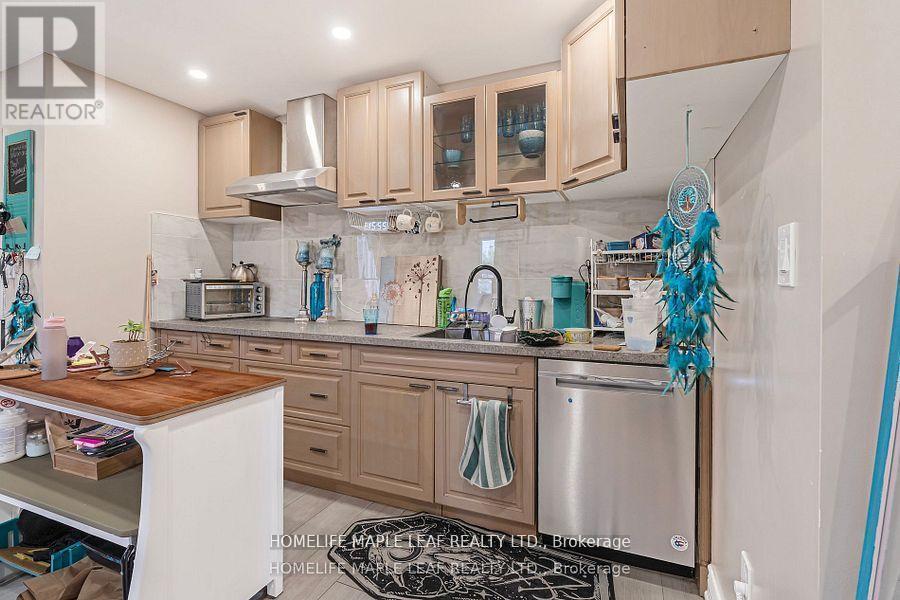 17 Middlebrook Road, Wasaga Beach, Ontario  L9Z 2Y6 - Photo 34 - S12426279