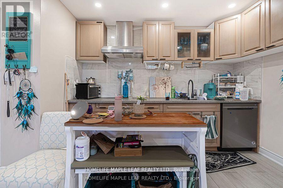 17 Middlebrook Road, Wasaga Beach, Ontario  L9Z 2Y6 - Photo 36 - S12426279