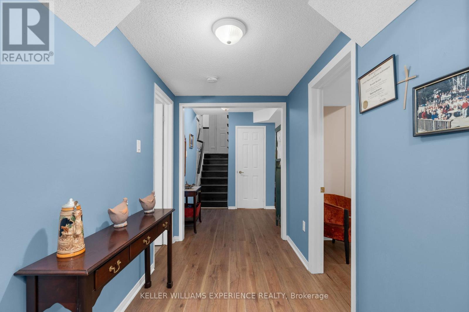 204 Dyer Drive, Wasaga Beach, Ontario  L9Z 1L9 - Photo 18 - S12426319