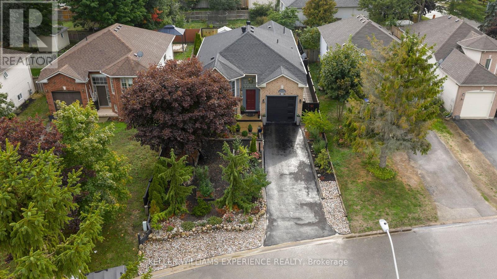 204 Dyer Drive, Wasaga Beach, Ontario  L9Z 1L9 - Photo 23 - S12426319