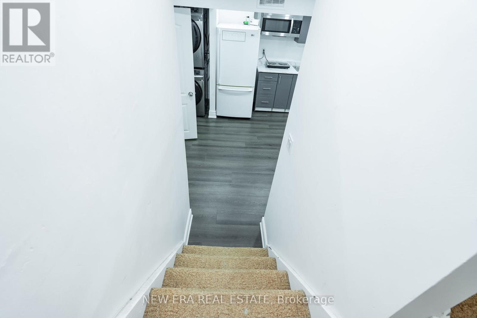34 Lampman Lane, Barrie, Ontario  L4N 5B1 - Photo 28 - S12426397