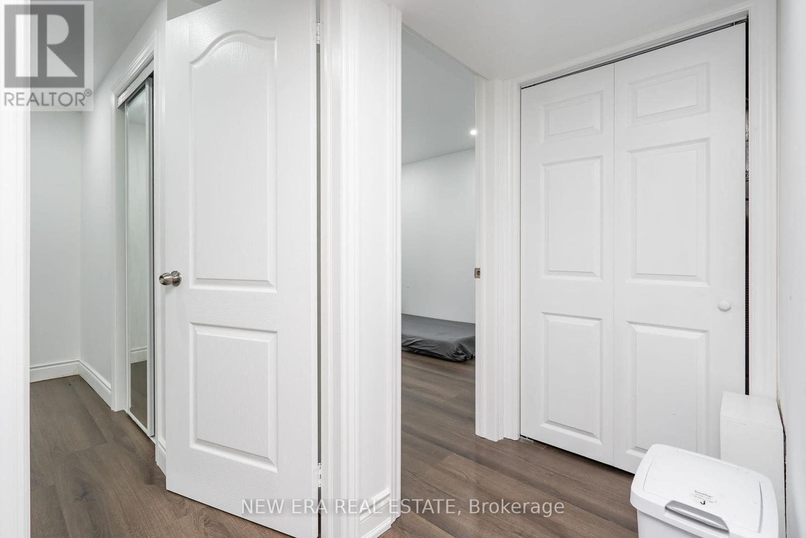 34 Lampman Lane, Barrie, Ontario  L4N 5B1 - Photo 32 - S12426397