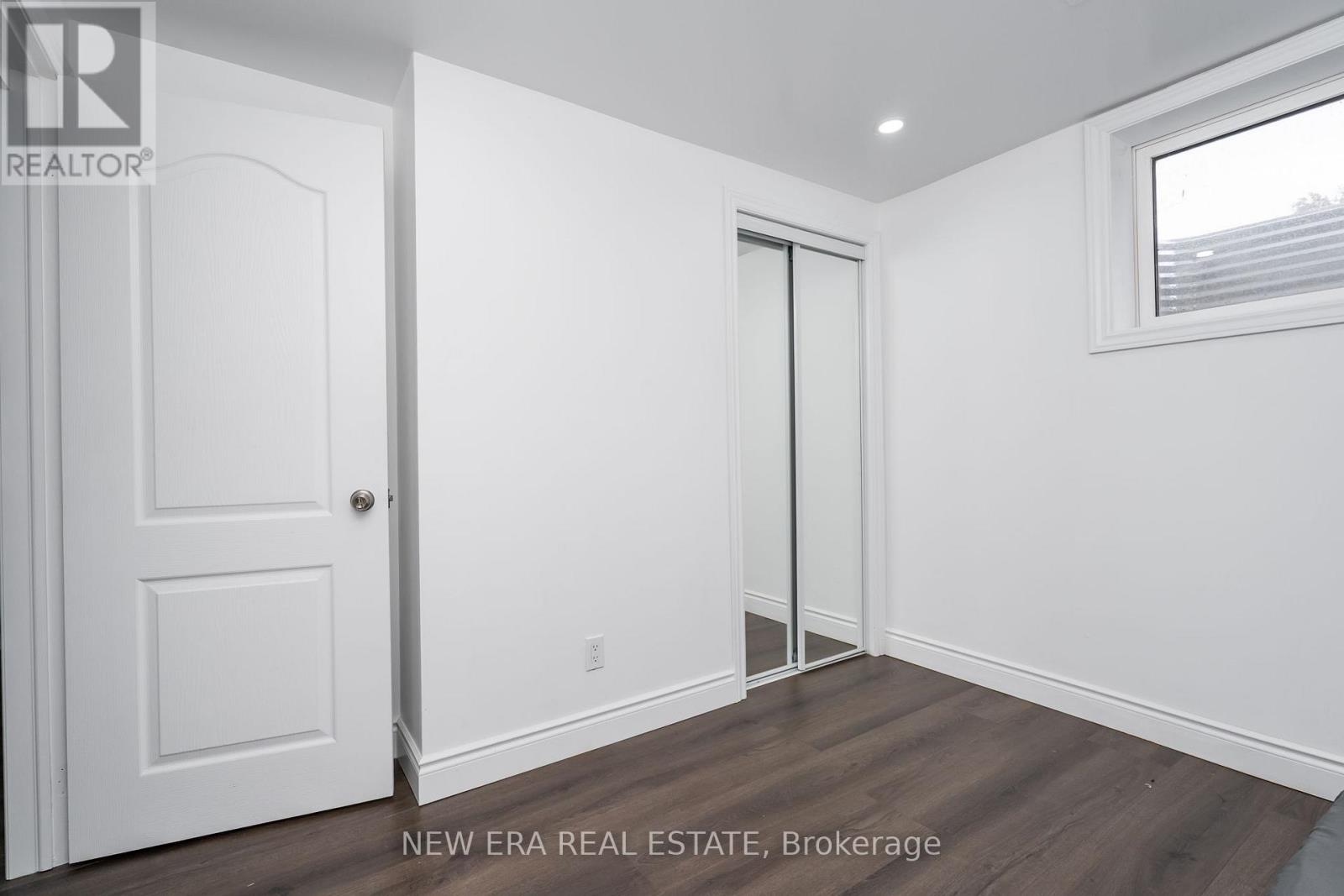 34 Lampman Lane, Barrie, Ontario  L4N 5B1 - Photo 36 - S12426397