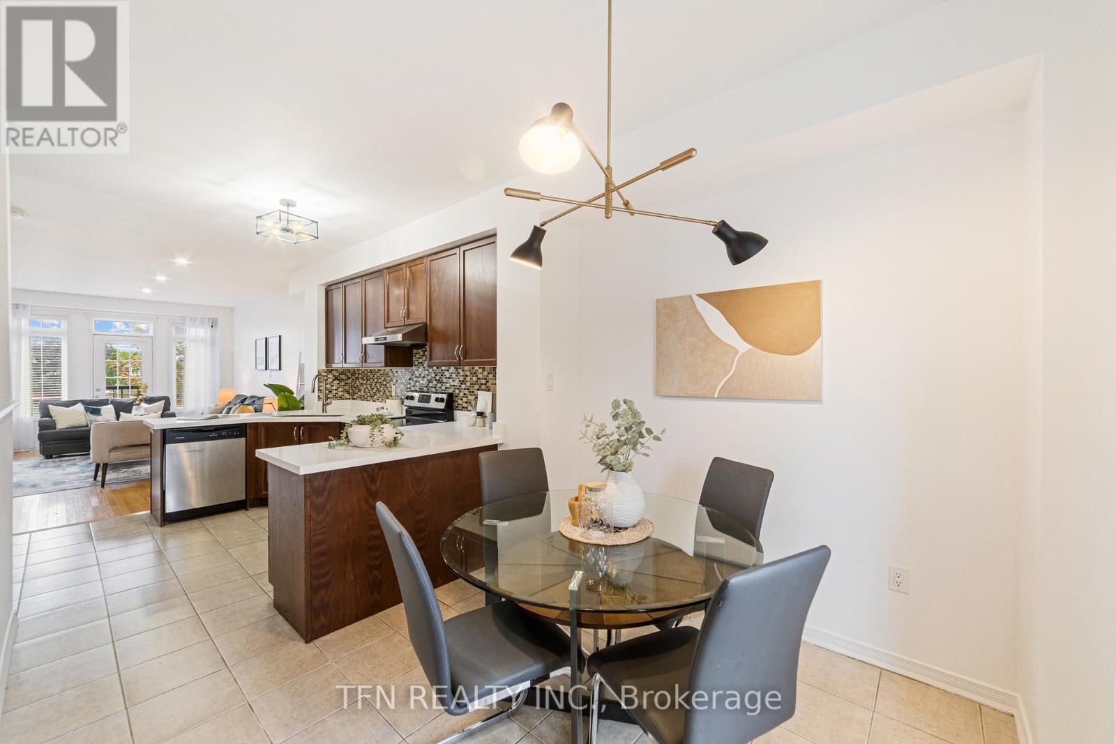 7166 Triumph Lane, Mississauga, Ontario  L5N 0C5 - Photo 15 - W12426169